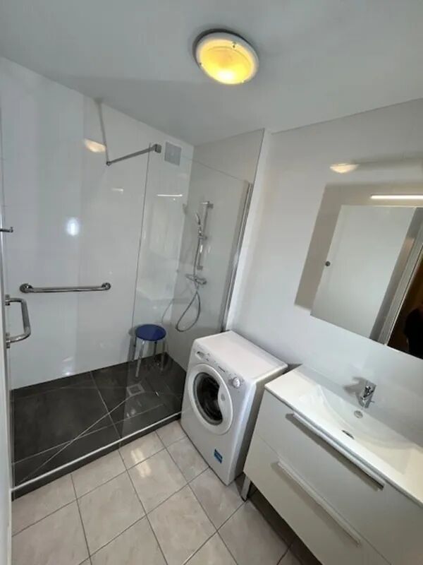 Salle de bain adaptée et aides ANAH